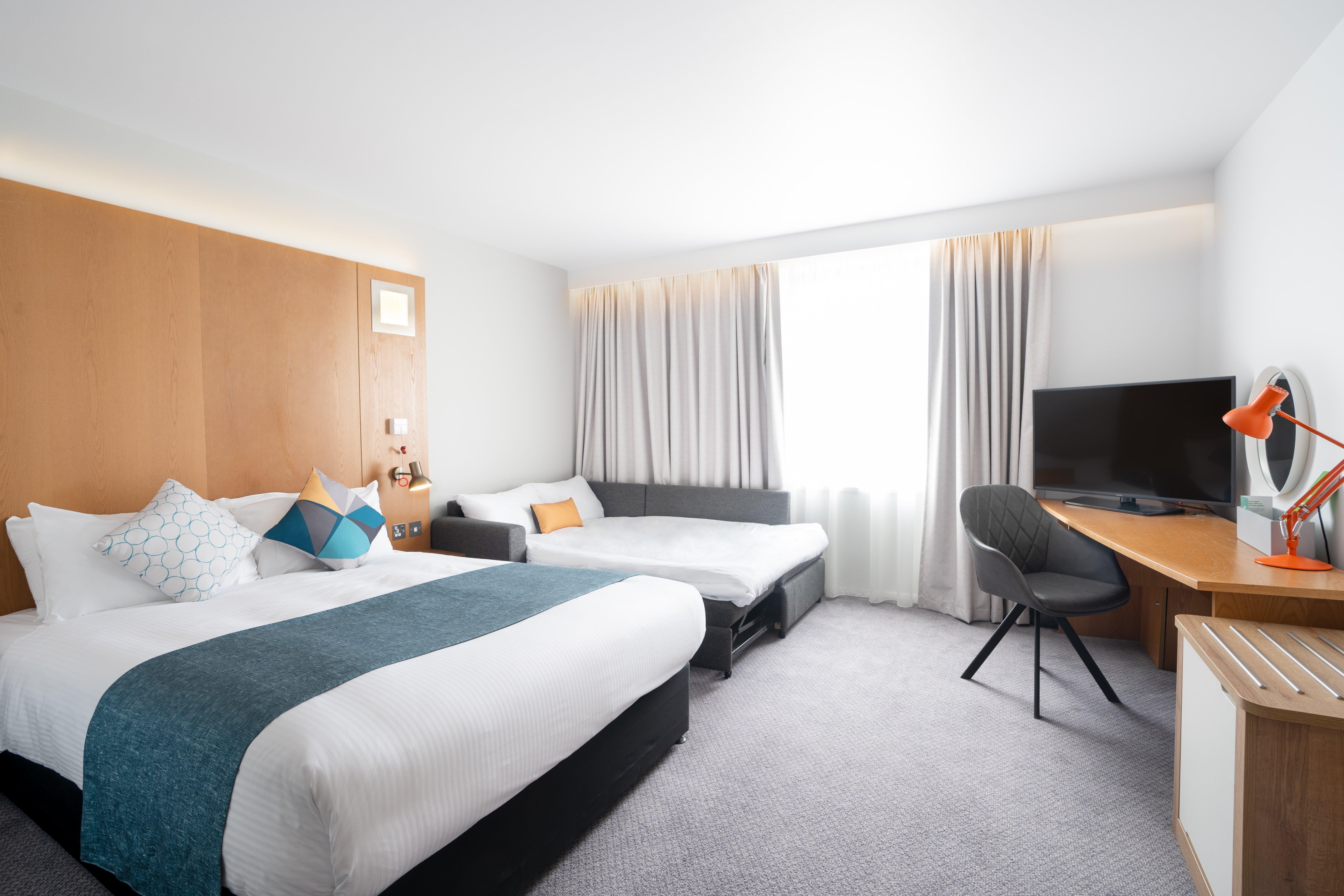 Holiday Inn Bournemouth By Ihg Exterior foto