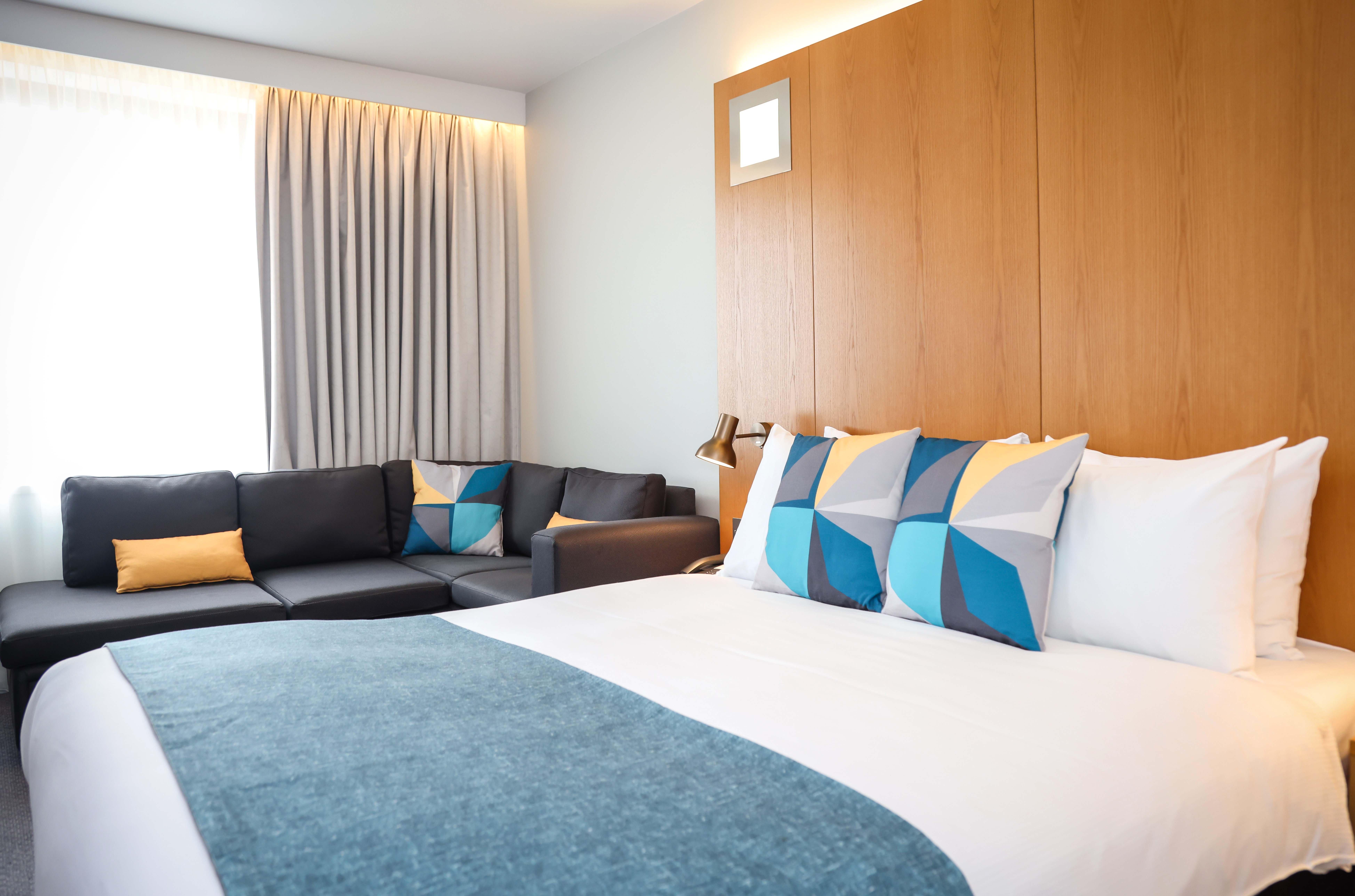 Holiday Inn Bournemouth By Ihg Exterior foto